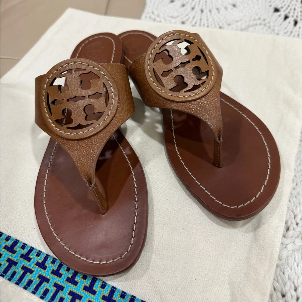 Tory Burch Miller Leather Thong Sandal in Tan